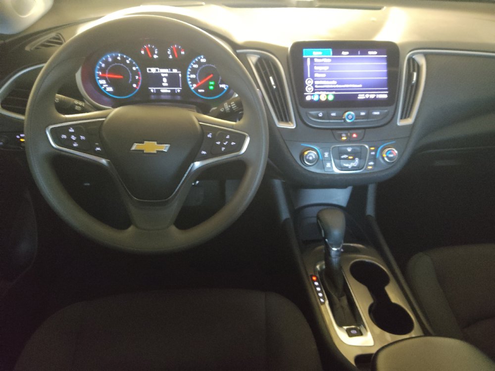 Used 2023 Chevrolet Malibu LS FWD image 22