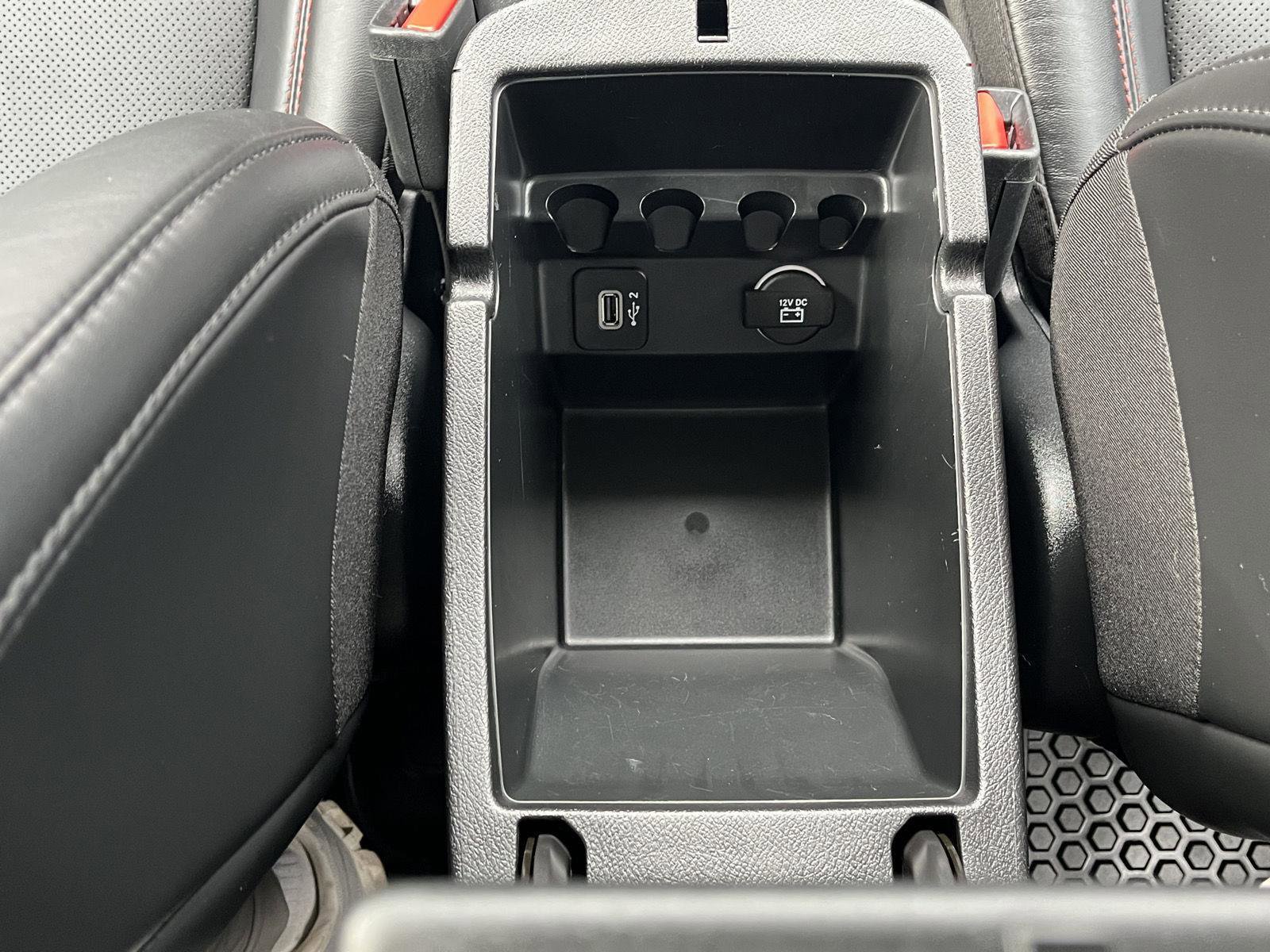 Used 2020 Jeep Cherokee Trailhawk AWD/4WD image 23