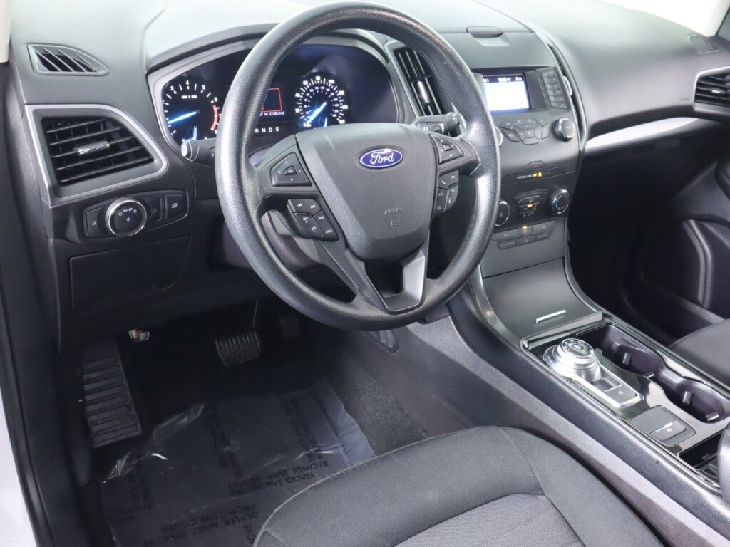 Used 2019 Ford Edge SE w/ SE Fleet Driver's Package FWD image 9