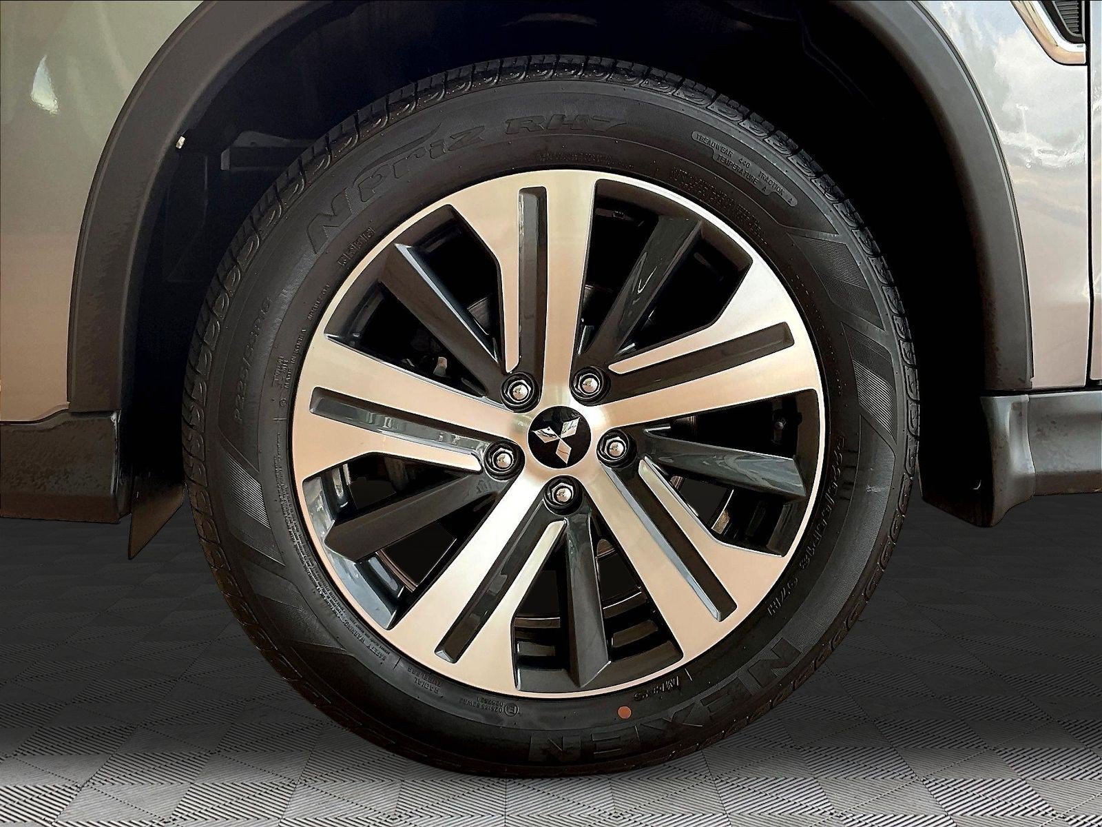 Used 2021 Mitsubishi Outlander Sport SE FWD image 31