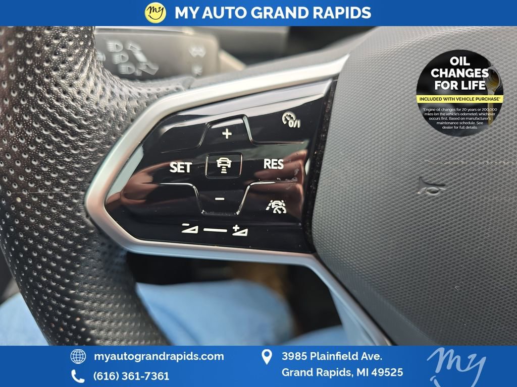 Used 2022 Volkswagen Tiguan SEL R-Line image 19