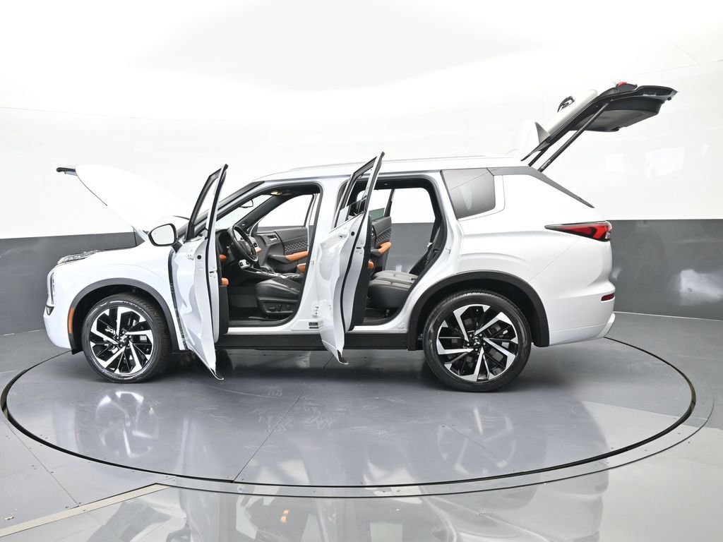 Used 2022 Mitsubishi Outlander SEL image 85