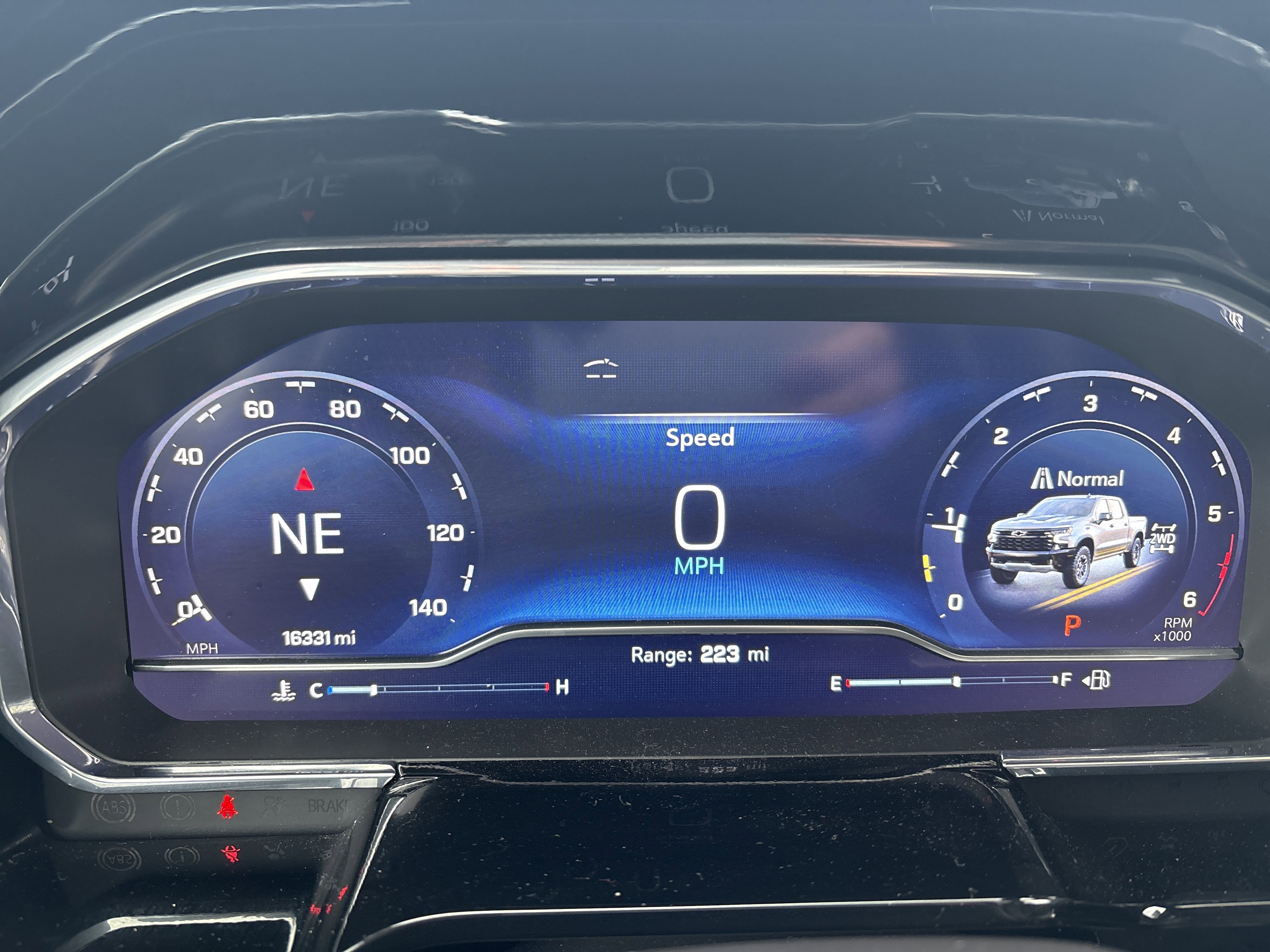 Used 2025 Chevrolet Silverado 1500 ZR2 w/ Technology Package image 20