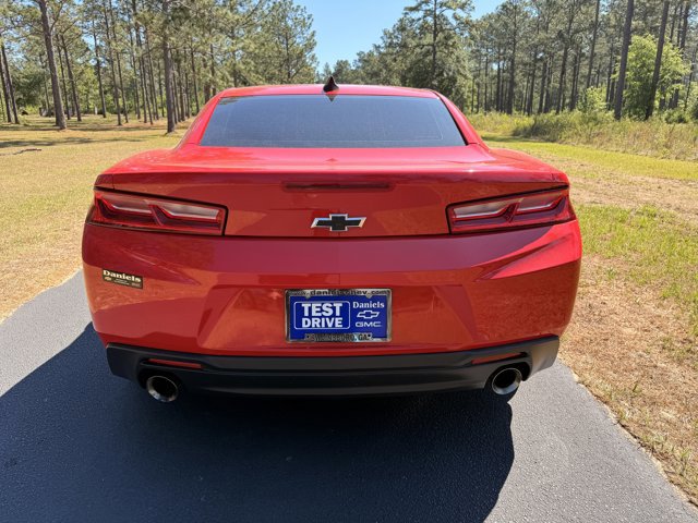 Used 2017 Chevrolet Camaro LT image 4