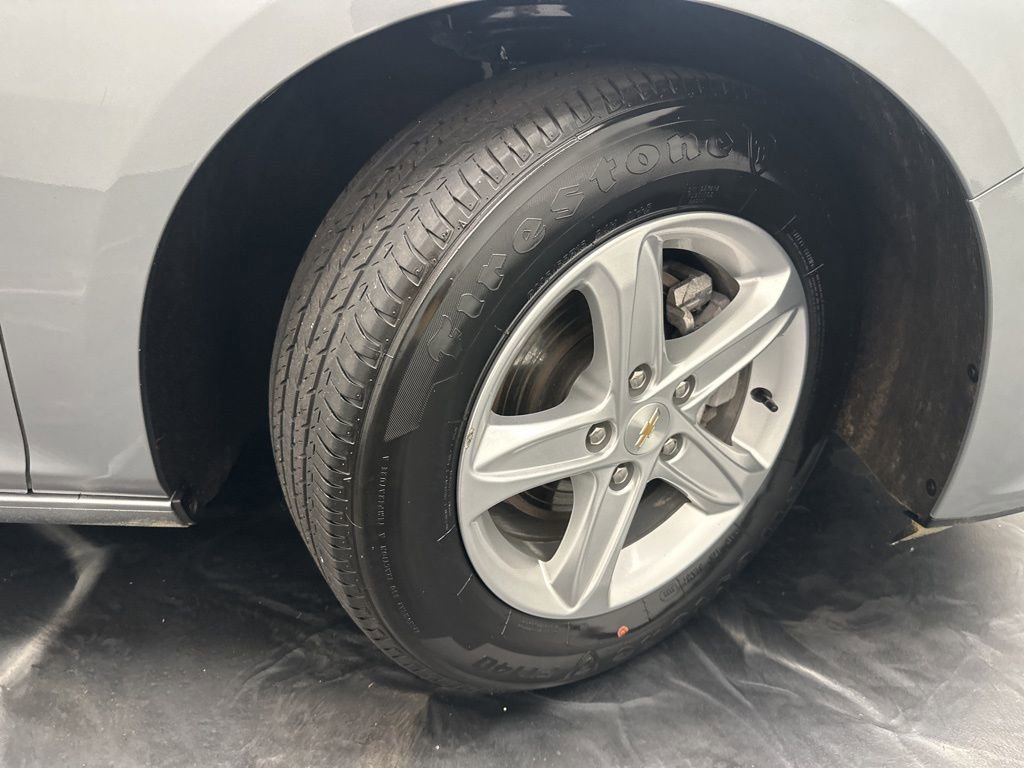 Used 2024 Chevrolet Malibu LT image 31