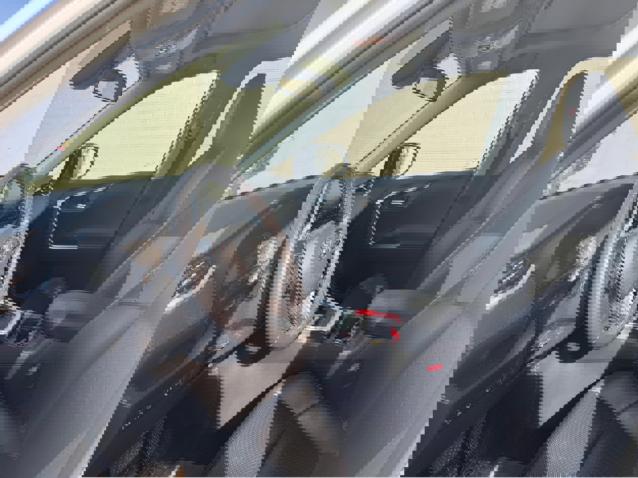 Used 2020 Toyota RAV4 TRD Off-Road image 10