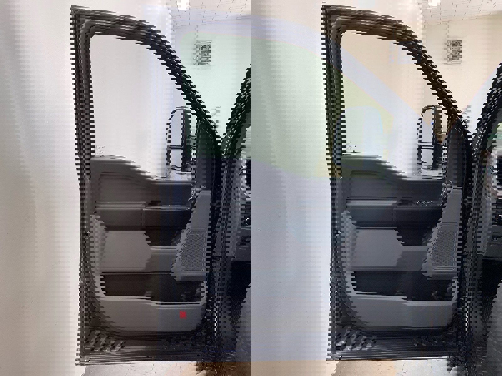 New 2026 Ford F250 XL w/ XL Chrome Package image 10