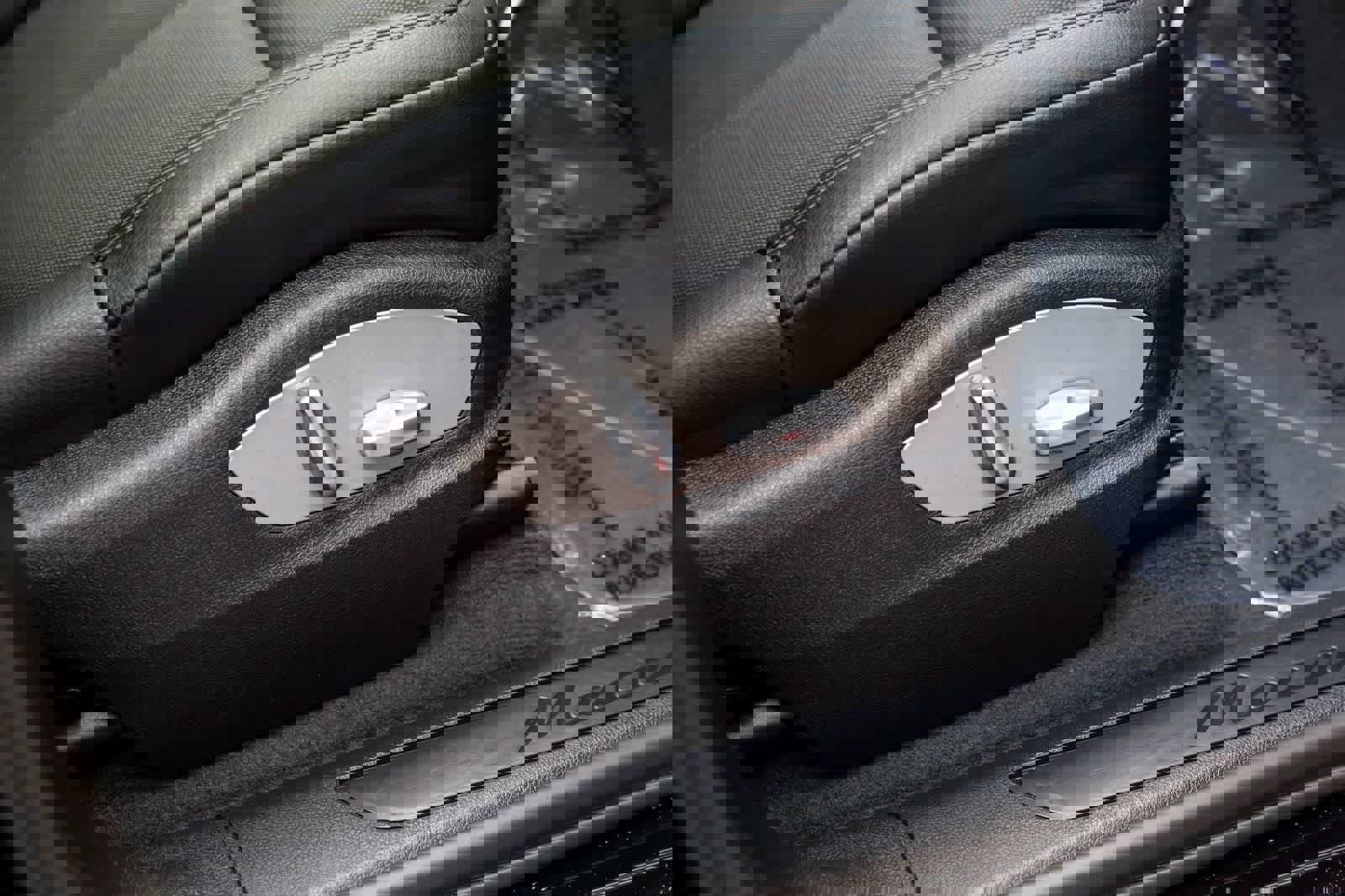 Used 2022 Porsche Macan image 49