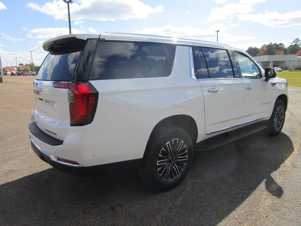 New 2026 GMC Yukon XL Elevation image 7