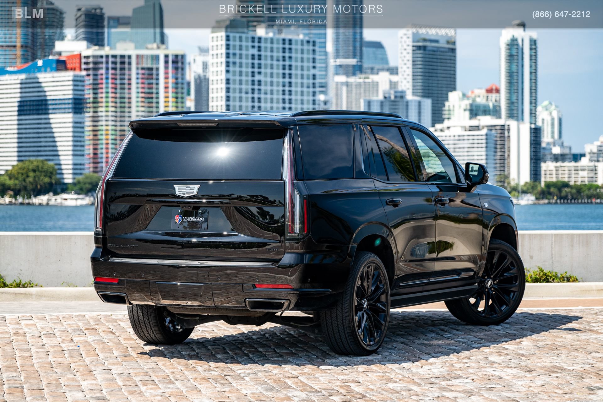 Used 2026 Cadillac Escalade Platinum Sport w/ LPO, ONYX Package AWD/4WD image 4