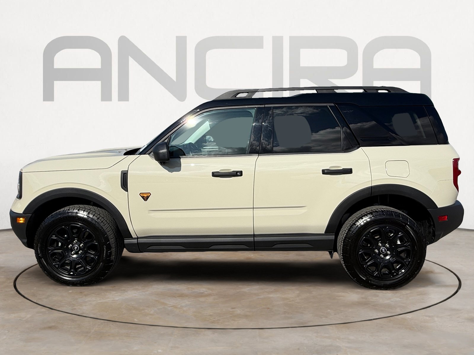 Used 2025 Ford Bronco Sport Badlands image 8