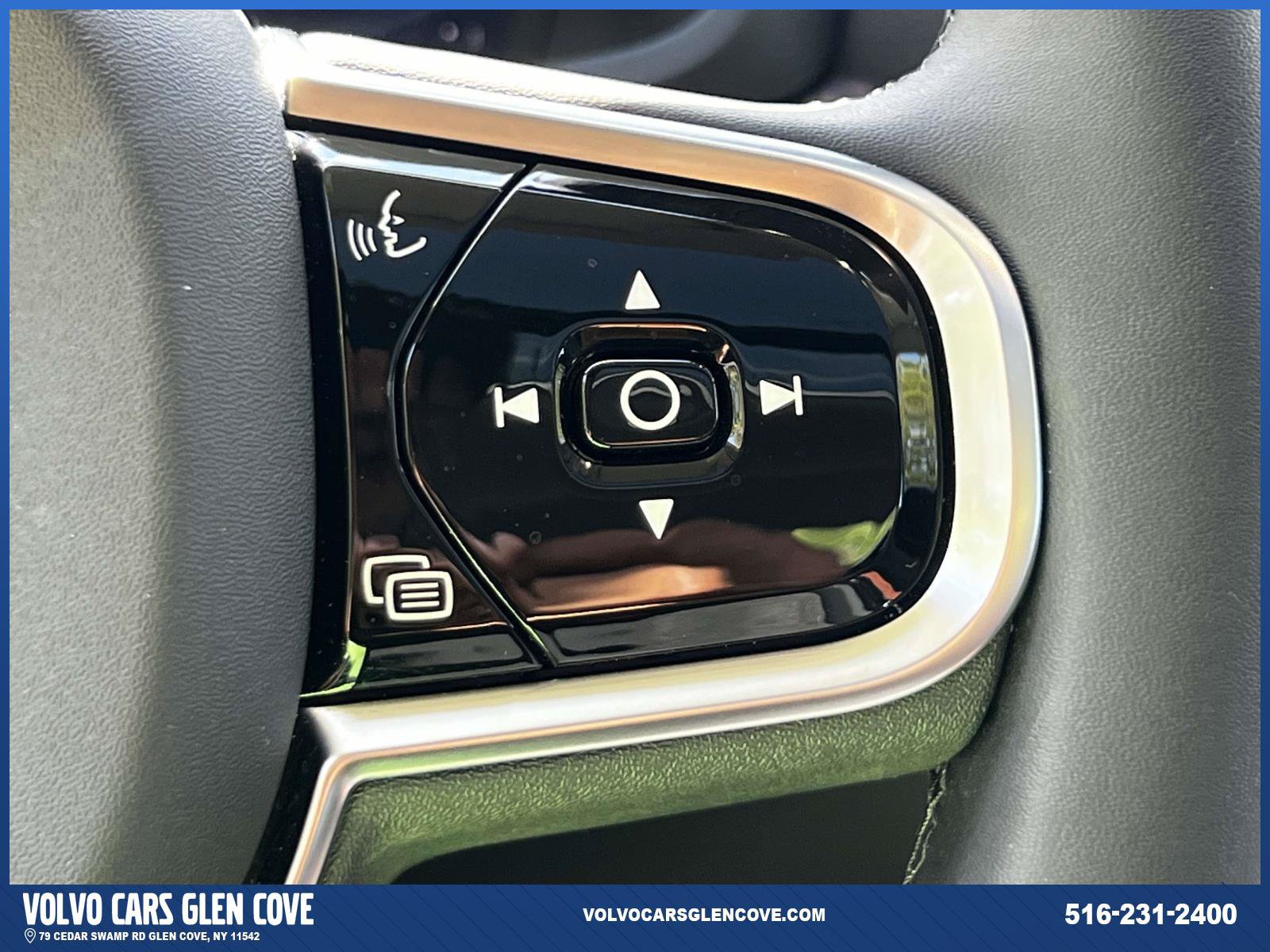 Certified 2024 Volvo S60 B5 Plus w/ Climate Package AWD/4WD image 22