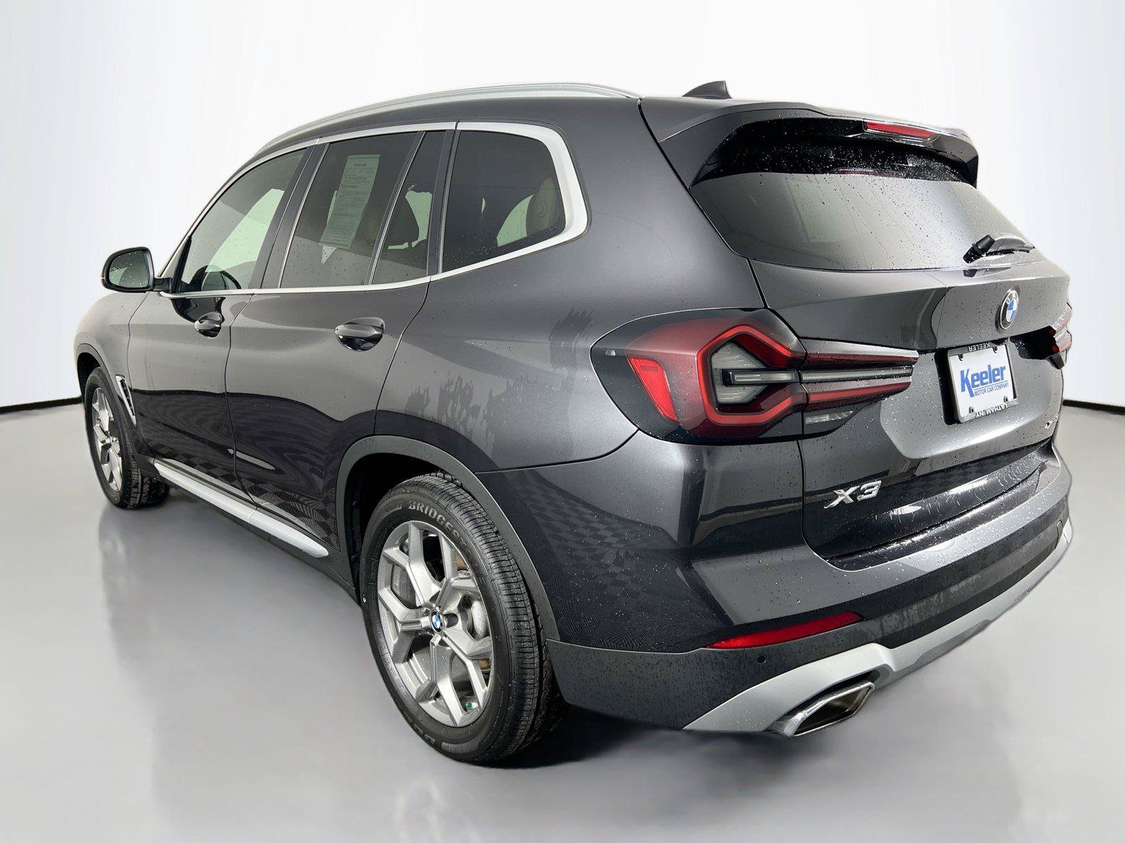 Used 2022 BMW X3 xDrive30i w/ Convenience Package AWD/4WD image 4