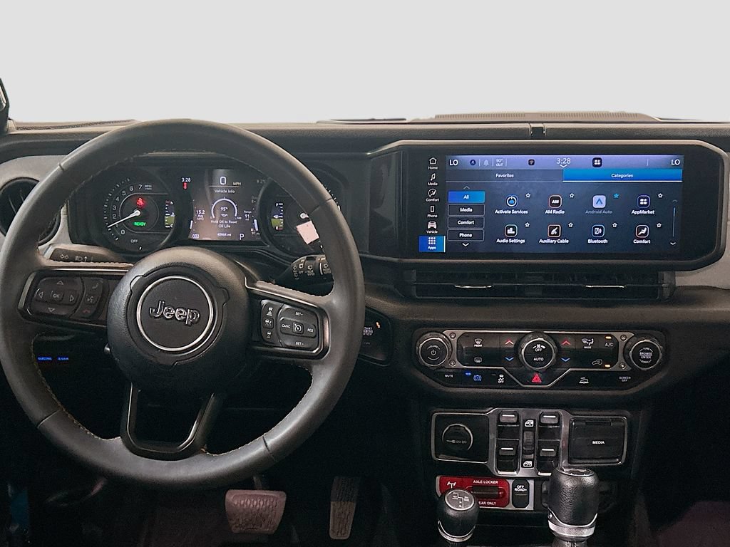Used 2024 Jeep Wrangler Unlimited AWD/4WD image 18