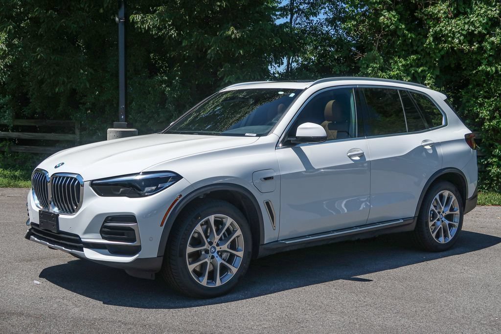 Used 2023 BMW X5 xDrive45e AWD/4WD video 1