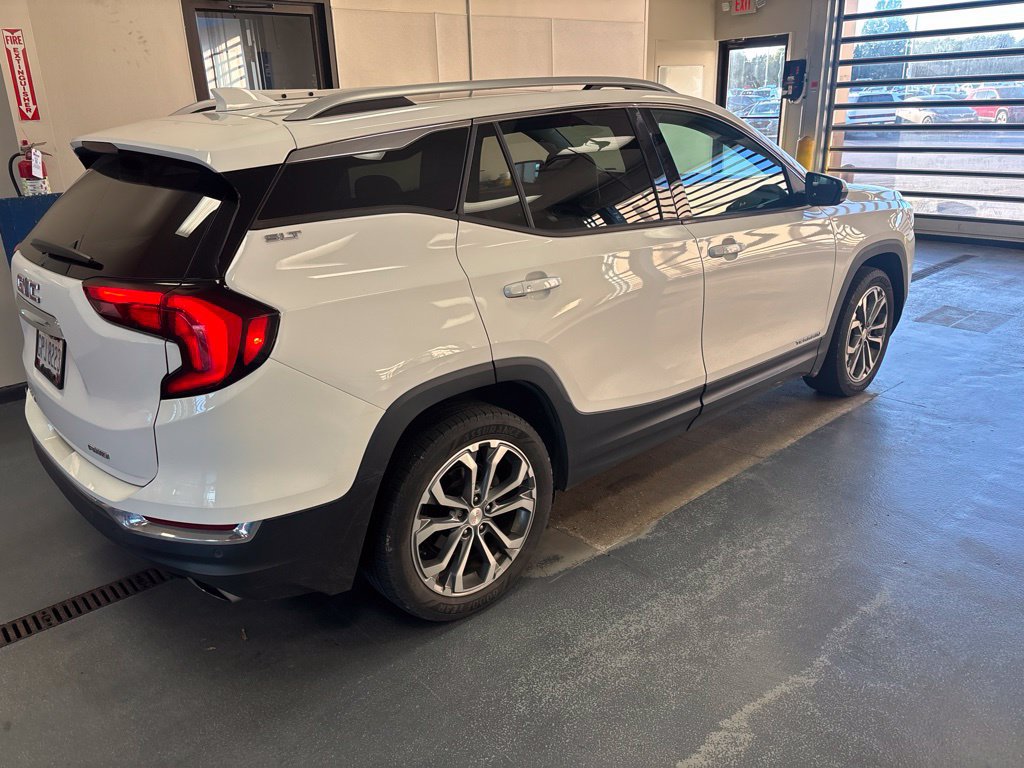Used 2018 GMC Terrain SLT w/ Preferred Package AWD/4WD image 9