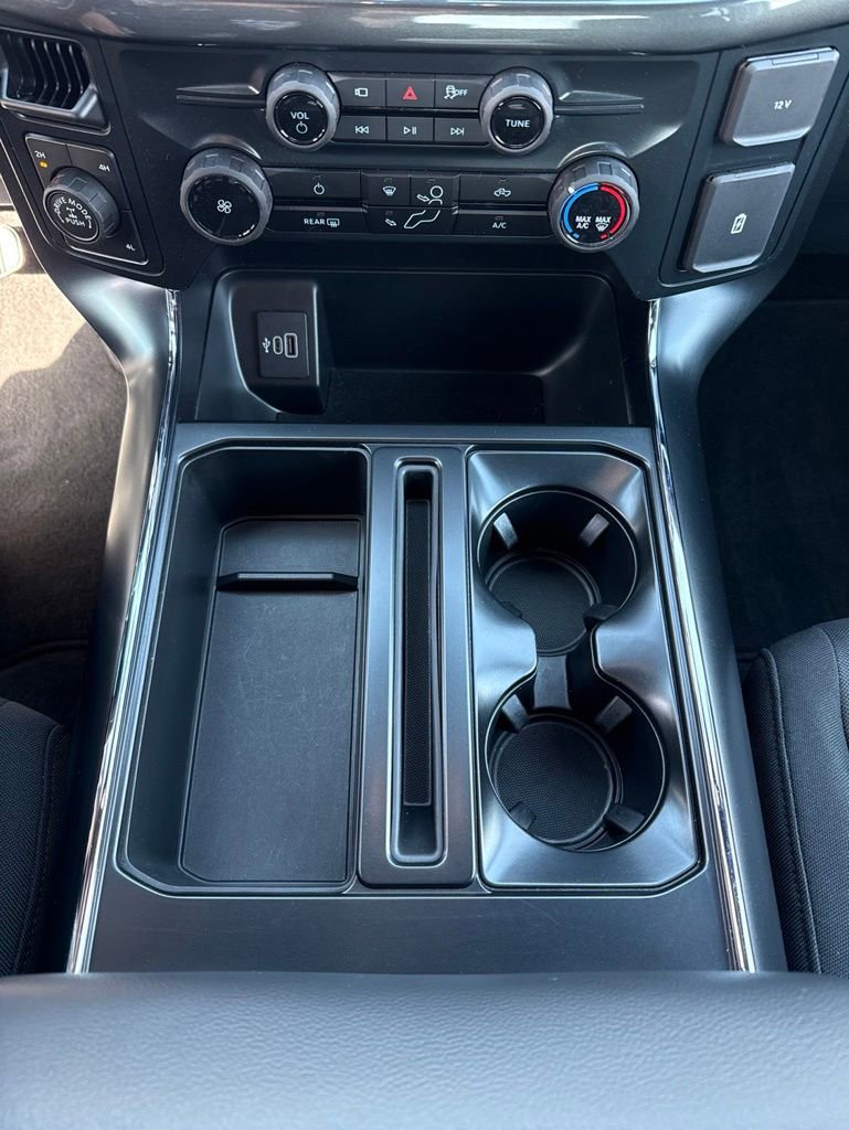 New 2025 Ford F150 STX w/ STX Black Appearance Package AWD/4WD image 17