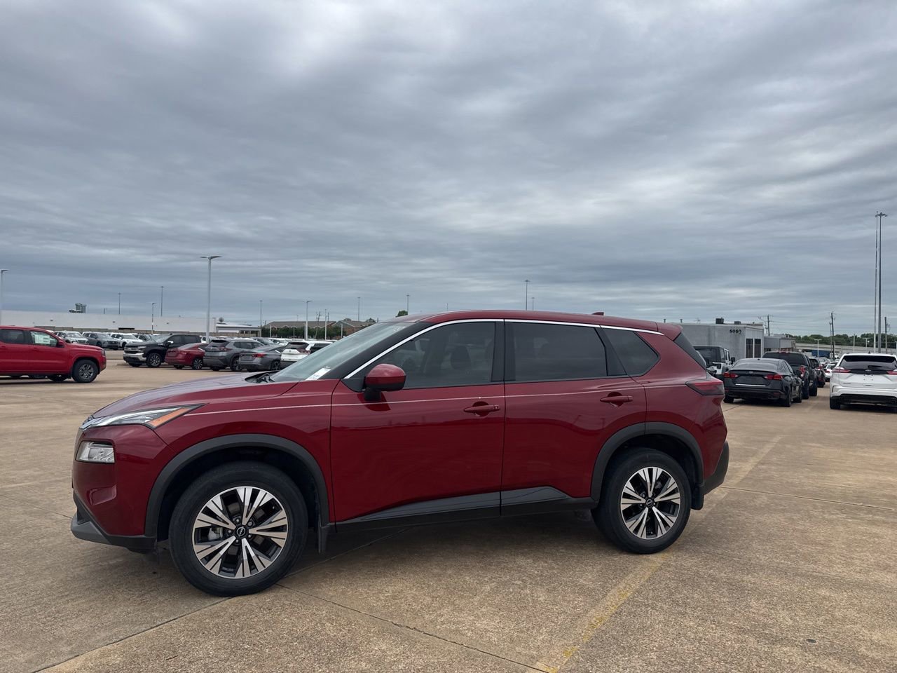Certified 2023 Nissan Rogue SV FWD image 11