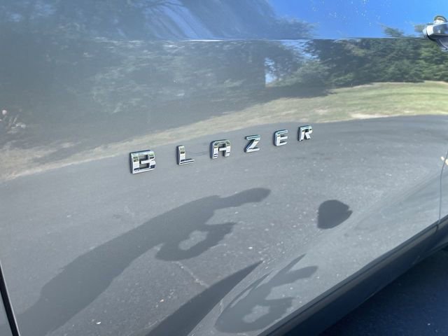 Used 2025 Chevrolet Blazer LT image 31