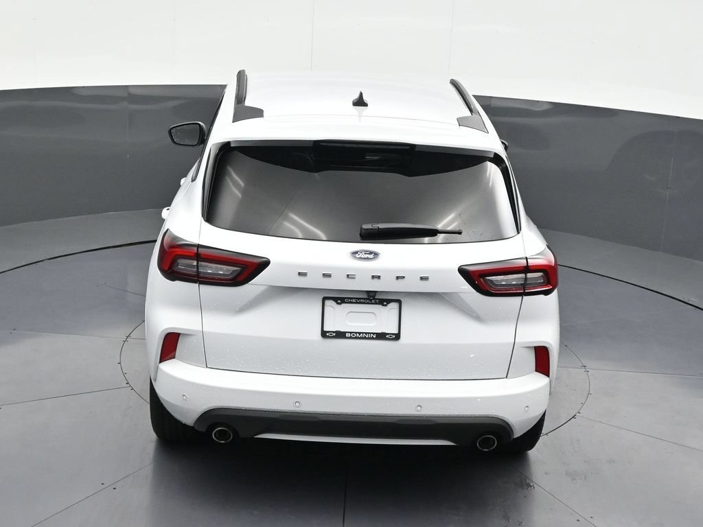 Used 2023 Ford Escape ST-Line w/ Tech Pack #1 FWD image 18