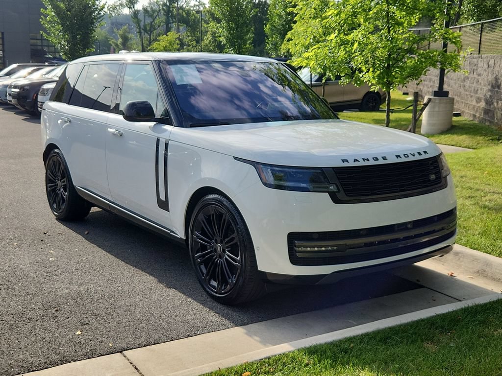 Used 2022 Land Rover Range Rover Long Wheelbase SE AWD/4WD image 10