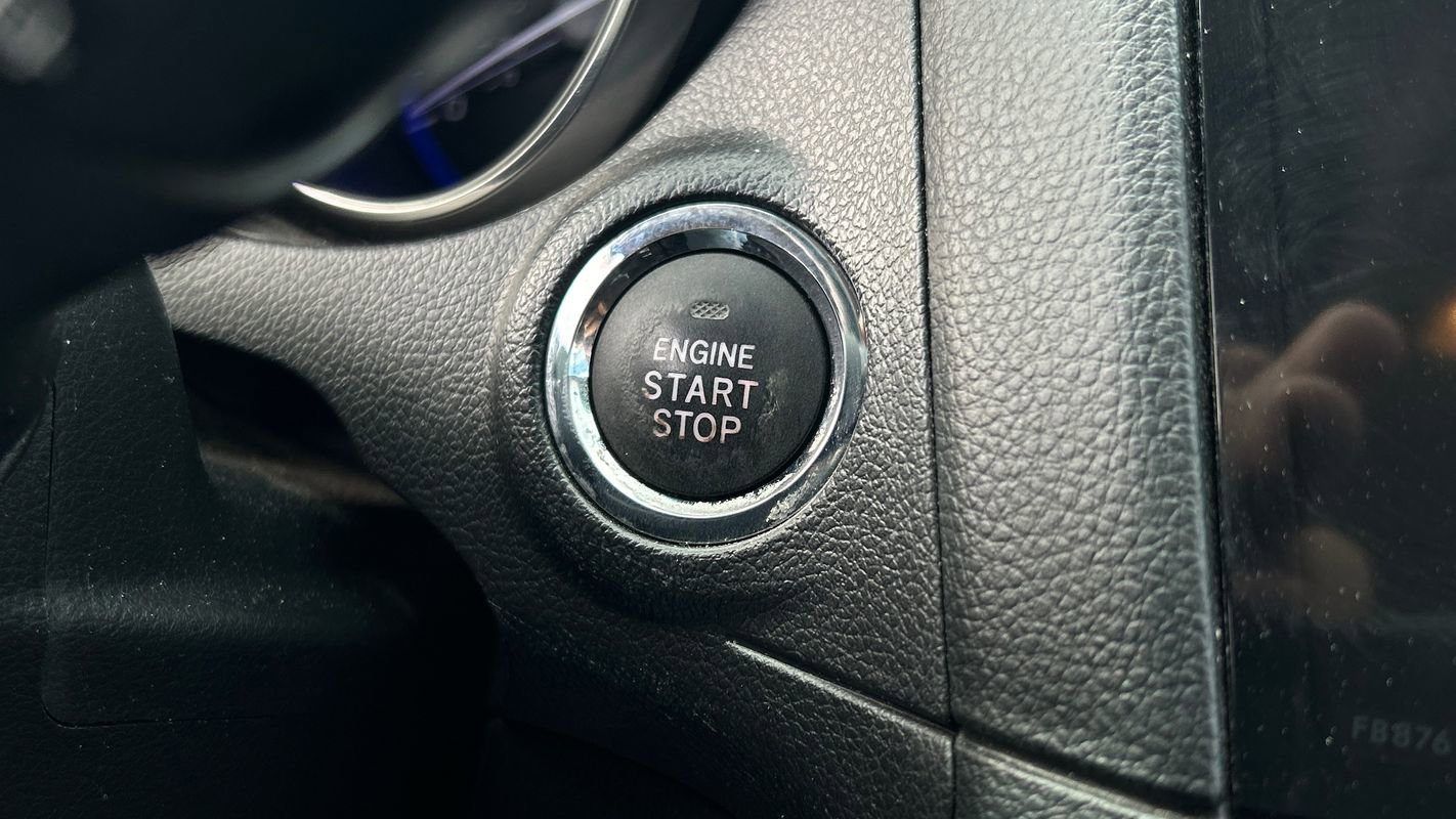 Used 2017 Subaru Outback 3.6R Limited AWD/4WD image 27