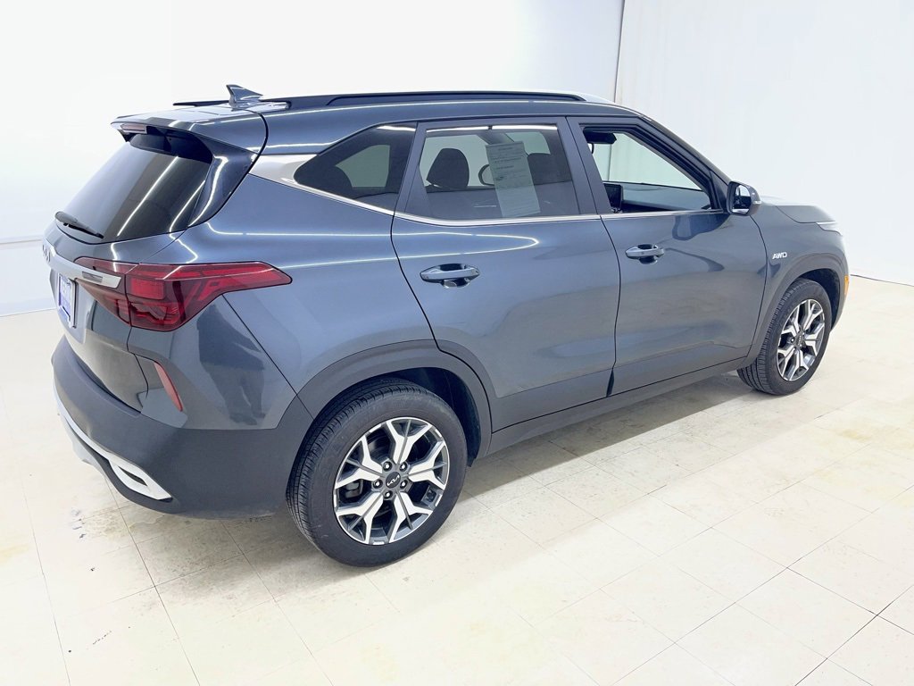 Used 2023 Kia Seltos EX image 6