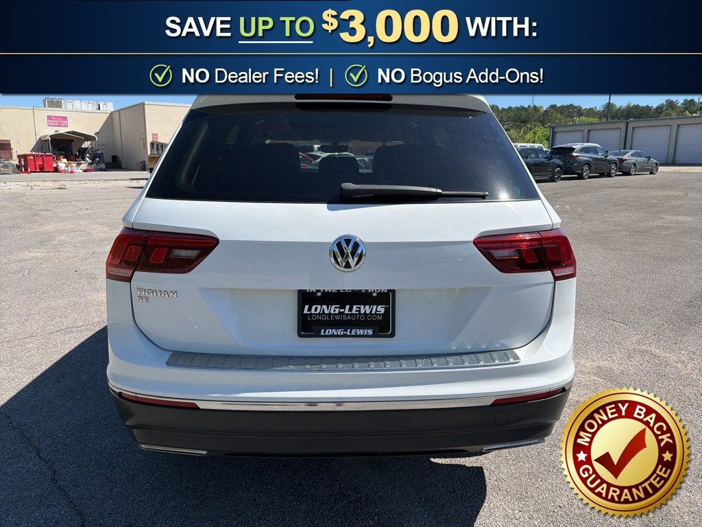 Used 2021 Volkswagen Tiguan SE w/ Panoramic Sunroof Package image 7