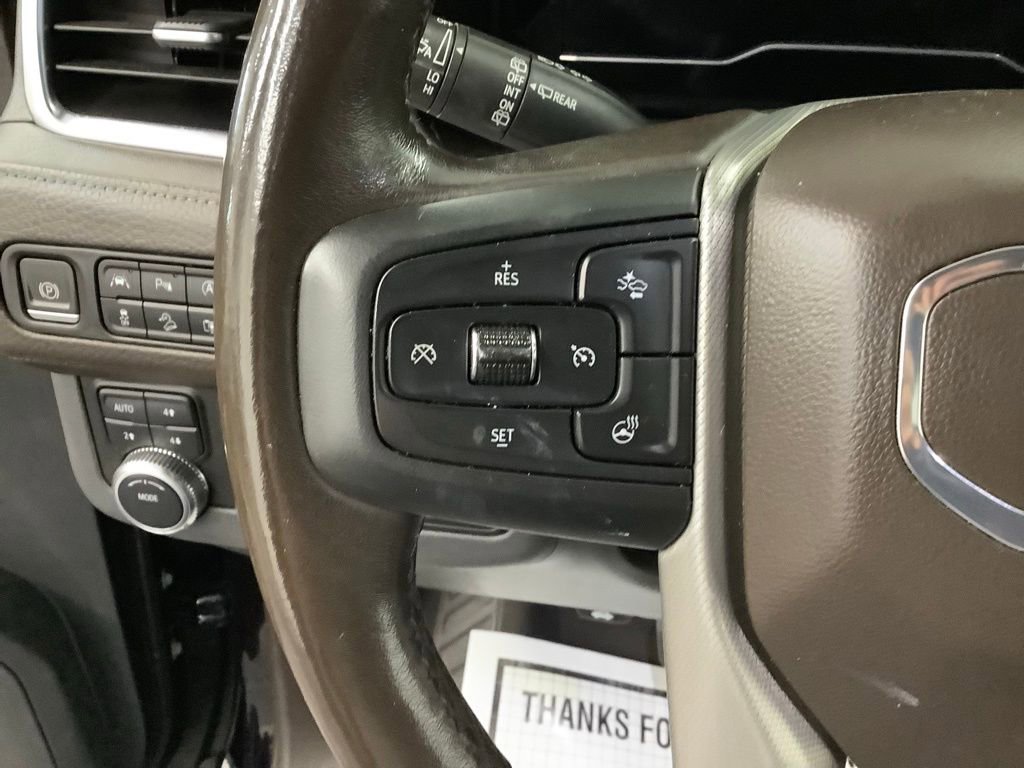 Used 2022 GMC Yukon XL Denali w/ Denali Premium Package AWD/4WD image 15