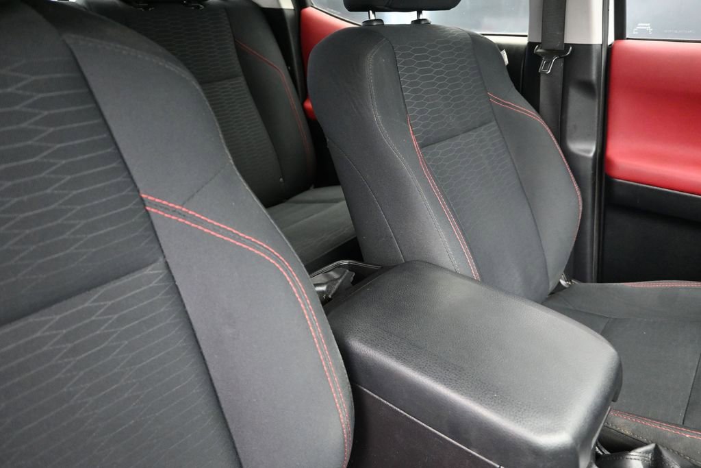 Used 2016 Toyota Tacoma SR5 w/ Towing Package RWD image 26