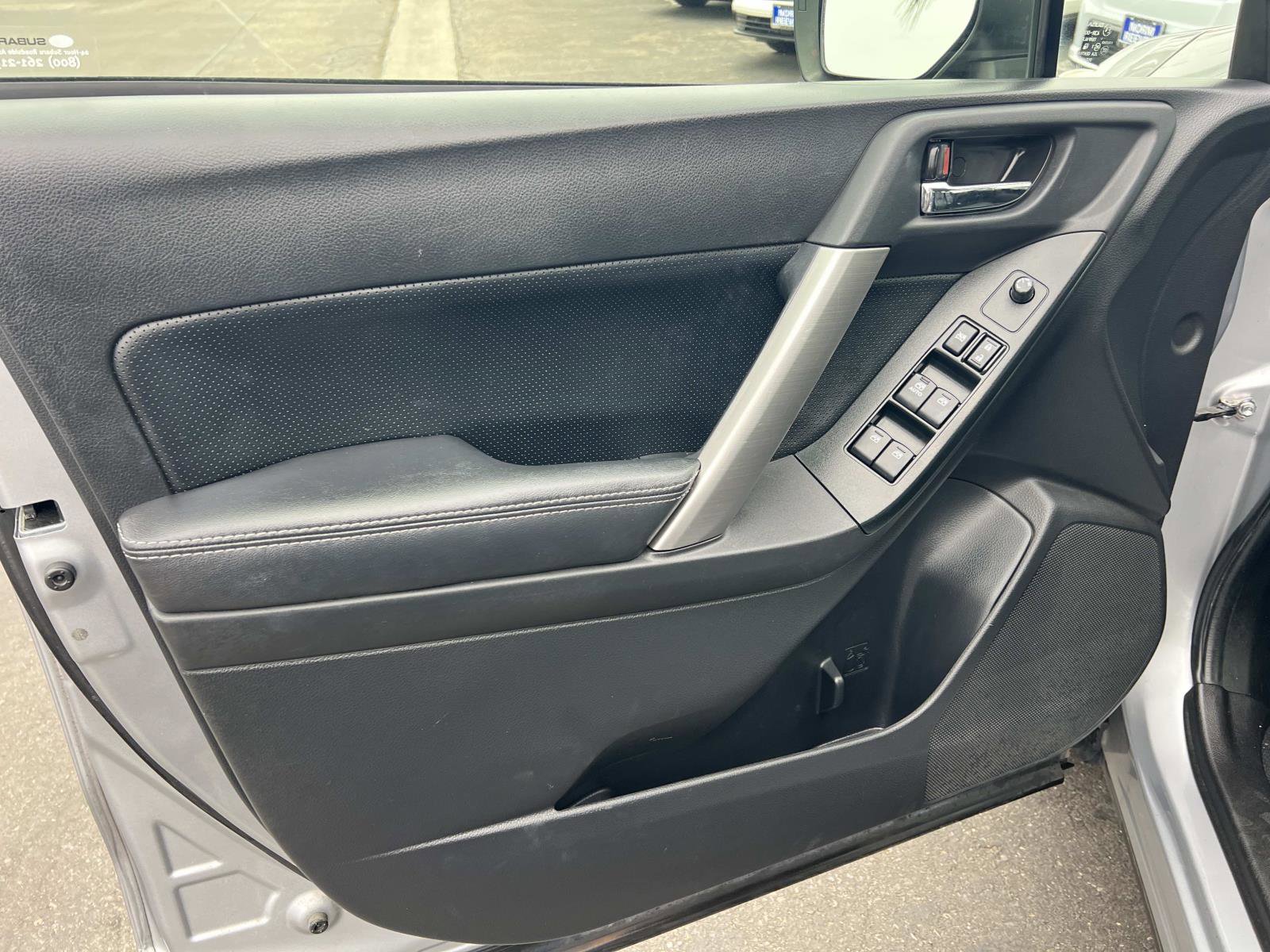 Used 2016 Subaru Forester 2.5i Limited image 6