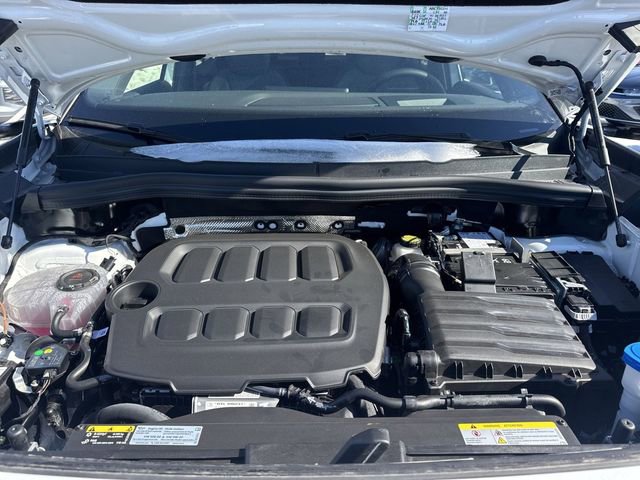 New 2026 Volkswagen Tiguan SE R-Line image 23