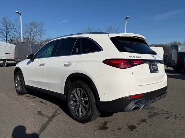 Used 2026 Mercedes-Benz GLC 300 4MATIC image 5