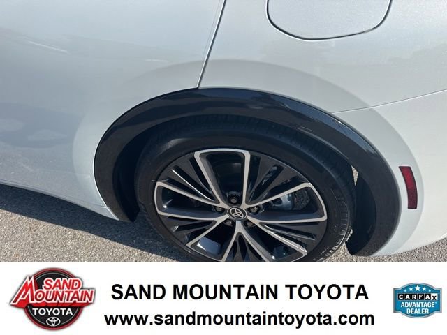 Used 2023 Toyota Prius XLE FWD image 12