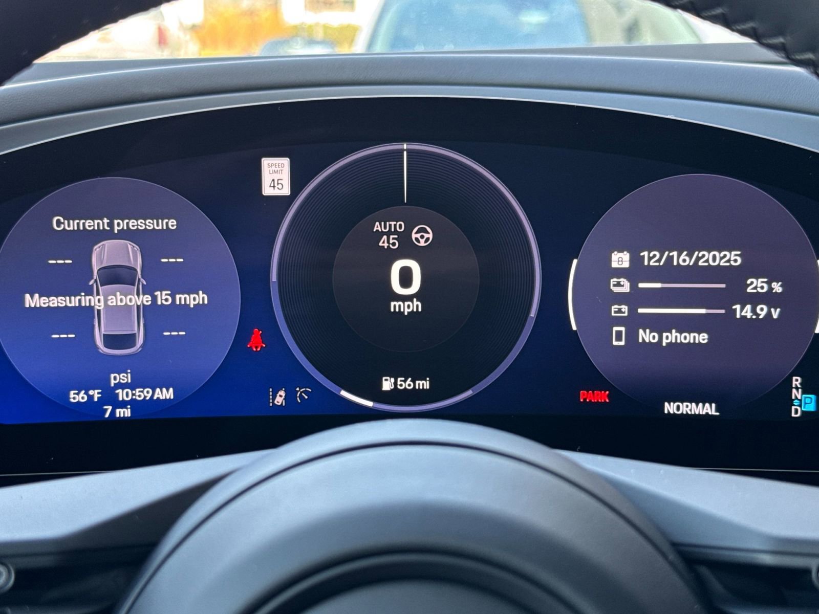 New 2025 Porsche Macan Electric image 30