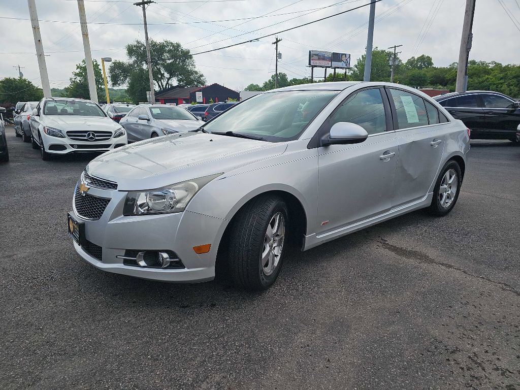 Used 2013 Chevrolet Cruze LT w/ RS Package image 9