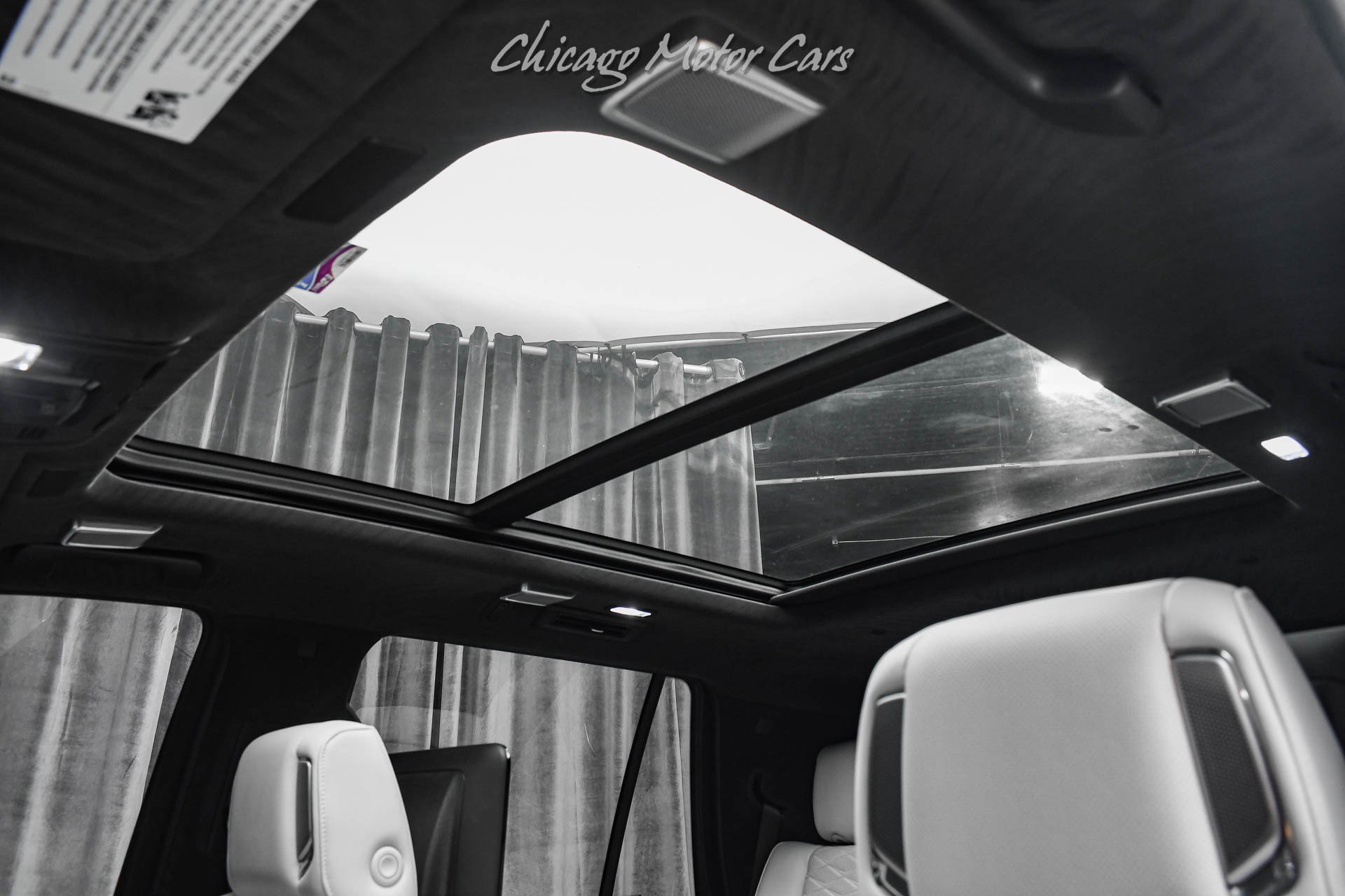 Used 2025 Cadillac Escalade V image 21