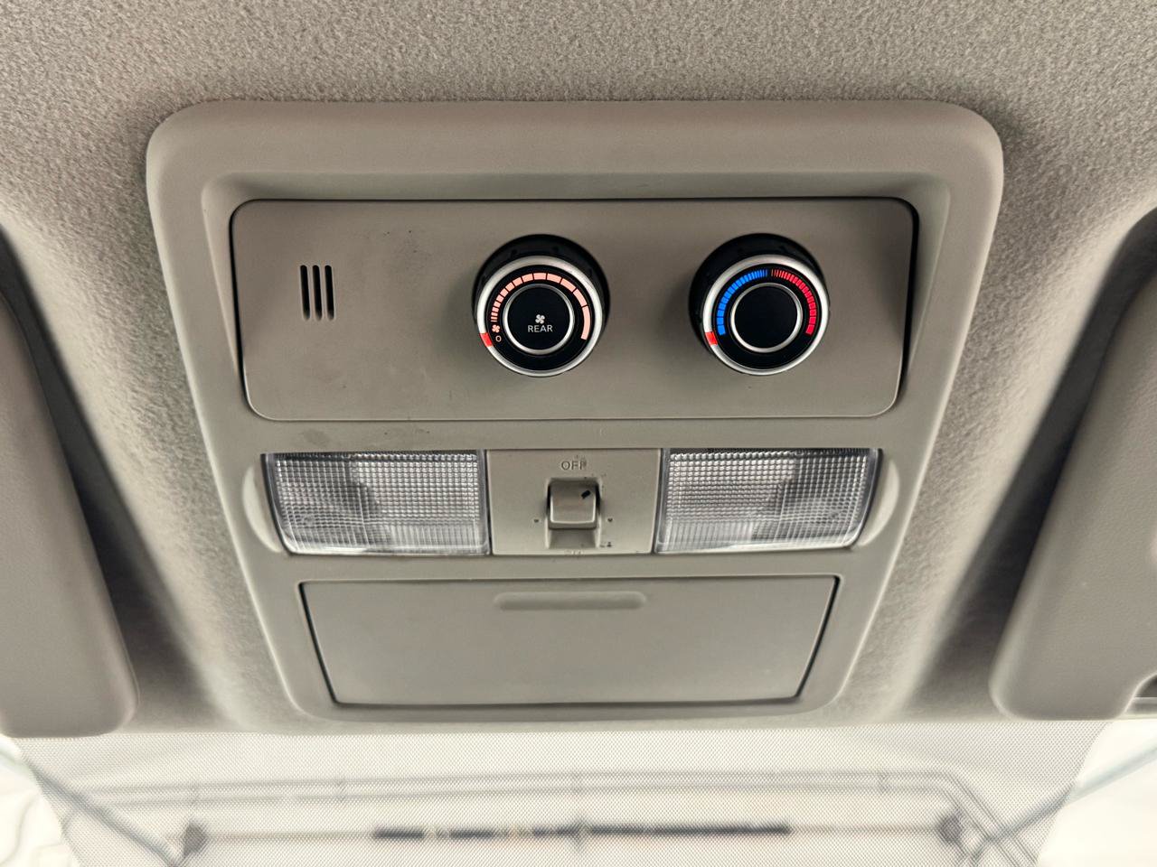 Used 2019 Nissan NV 3500 S RWD image 22