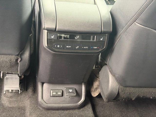 Certified 2024 Toyota Highlander Platinum AWD/4WD image 20