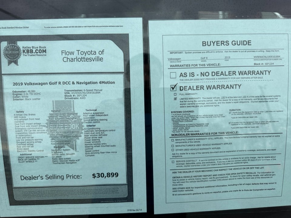 Used 2019 Volkswagen Golf R 4-Door image 37