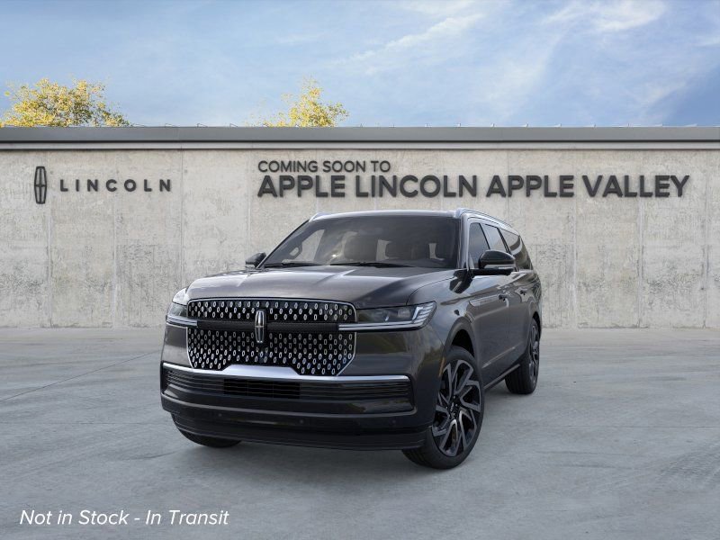 New 2026 Lincoln Navigator L Reserve AWD/4WD image 2