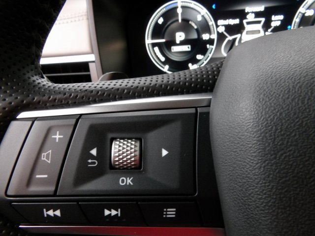 New 2025 Mitsubishi Outlander SEL image 34