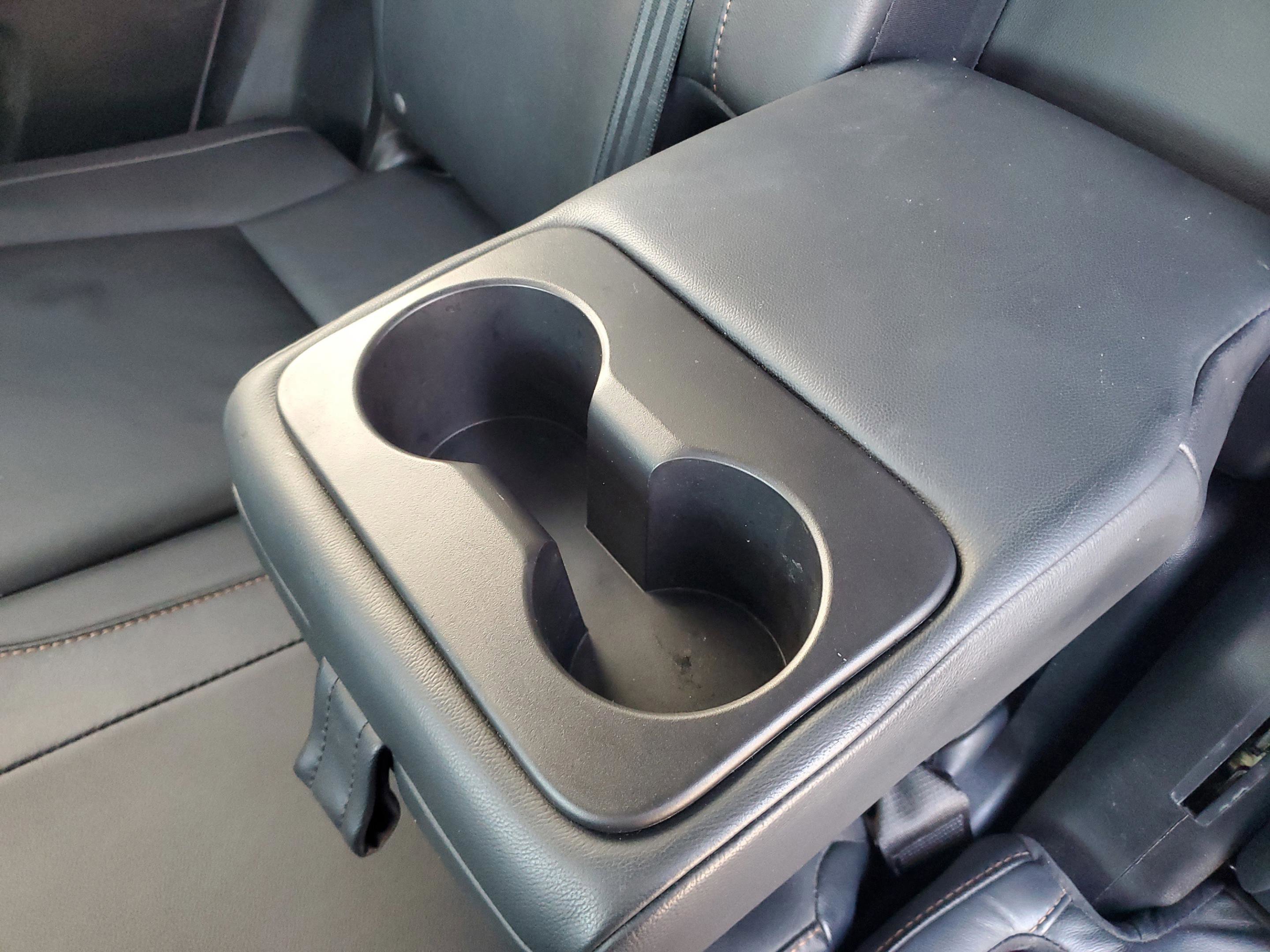Used 2016 Toyota Highlander XLE FWD image 8