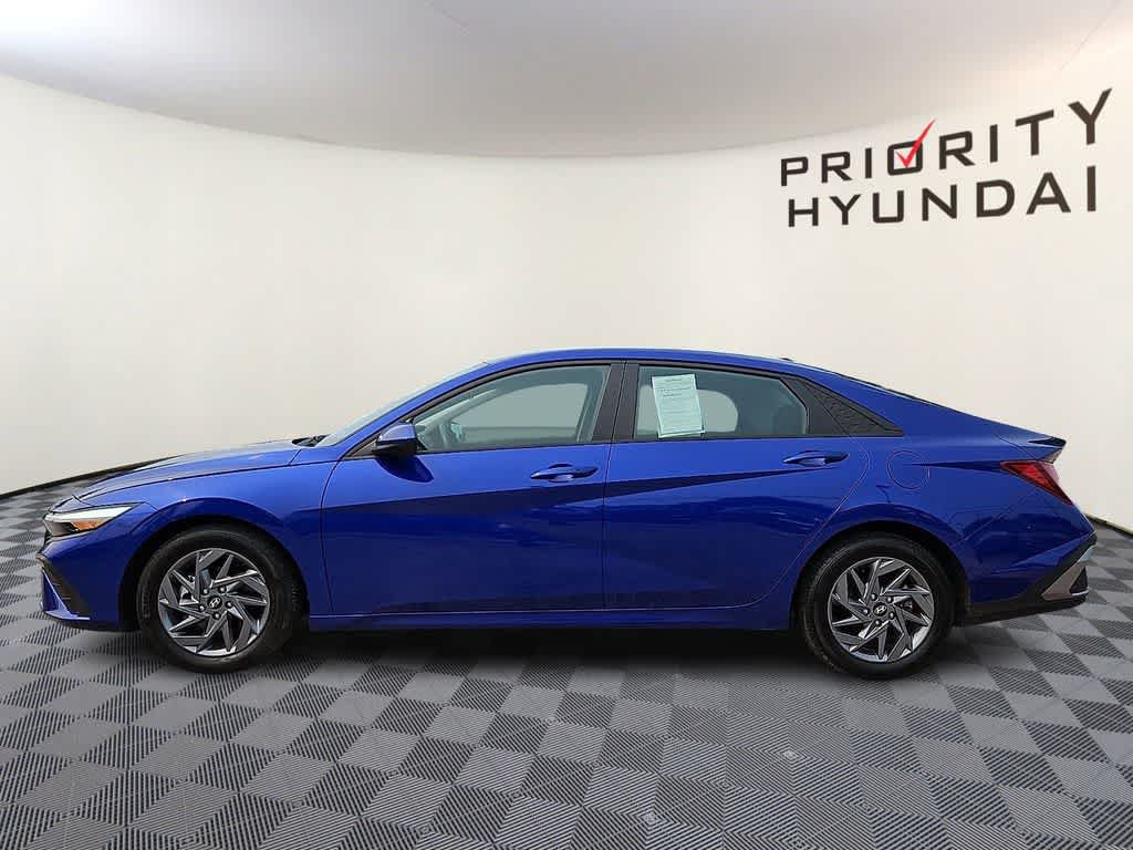 Used 2024 Hyundai Elantra SEL FWD image 7