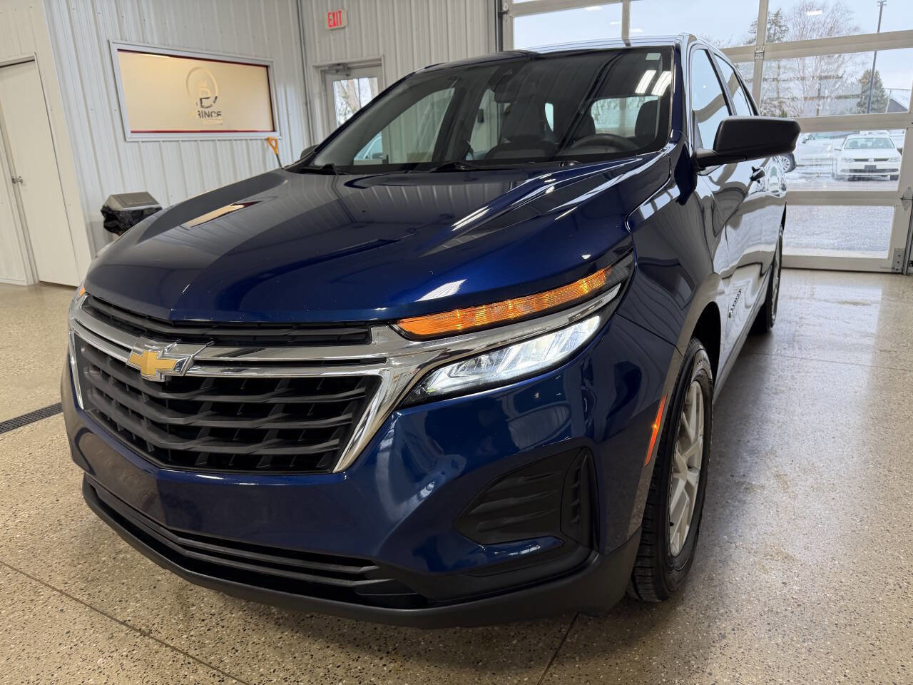 Used 2022 Chevrolet Equinox LS AWD/4WD image 42