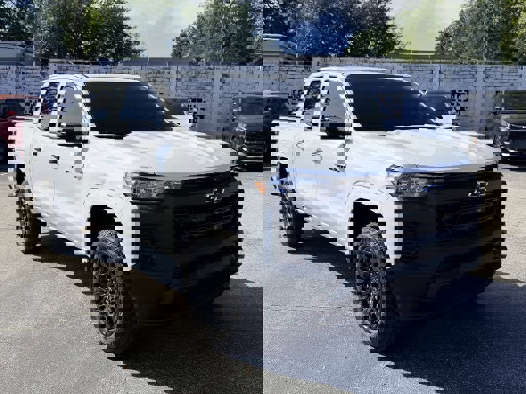 Certified 2025 Chevrolet Colorado W/T w/ WT Custom Package image 2