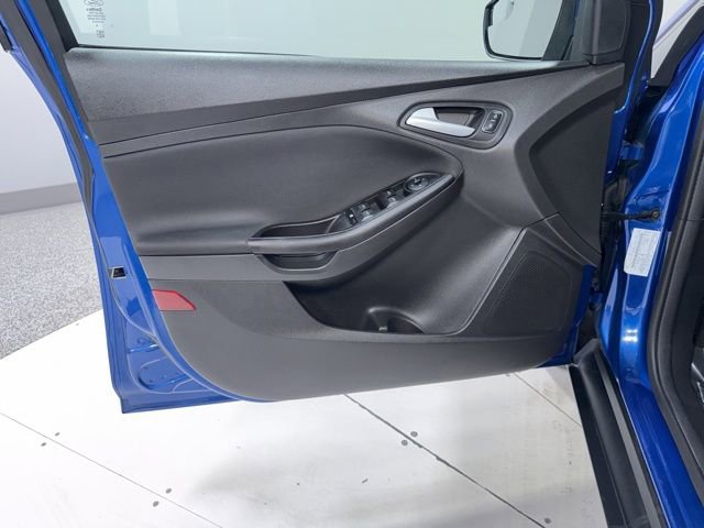 Used 2018 Ford Focus SE FWD image 8