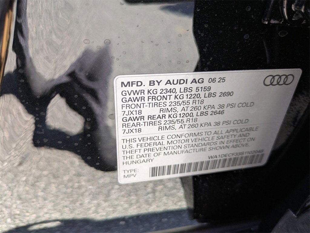 New 2025 Audi Q3 2.0T Premium image 39