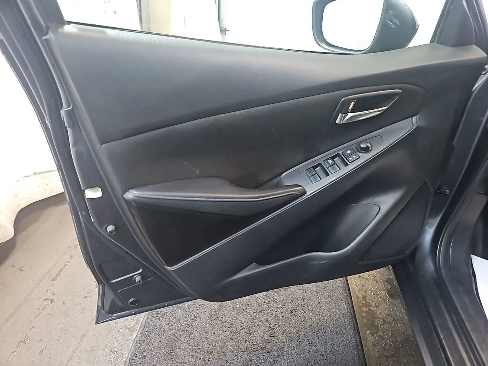Used 2017 Toyota Yaris iA FWD image 15