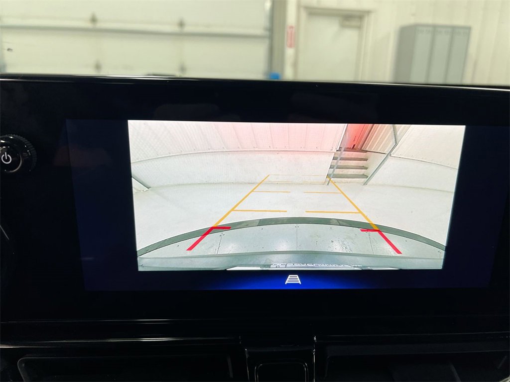 Used 2024 Chevrolet TrailBlazer RS image 14